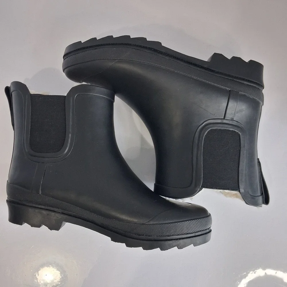 J.Crew Matte Black Rubber Chelsea Rain Boots Faux Shearling Lined Ankle BD333 7
